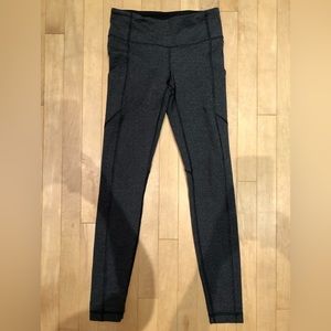 Lululemon leggings fast and free size 4 - excellent used condition
